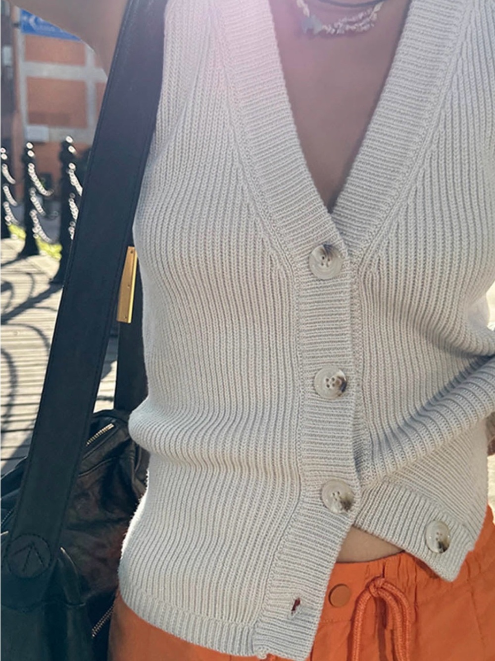 Commense Cream Ribbed Button V-Neck Tank - Picture 3 of 3